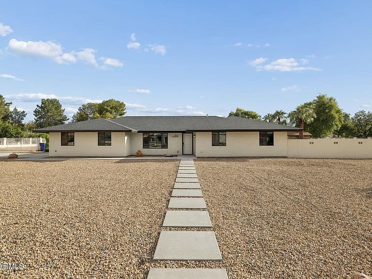 803 E MELODY Drive photo 2