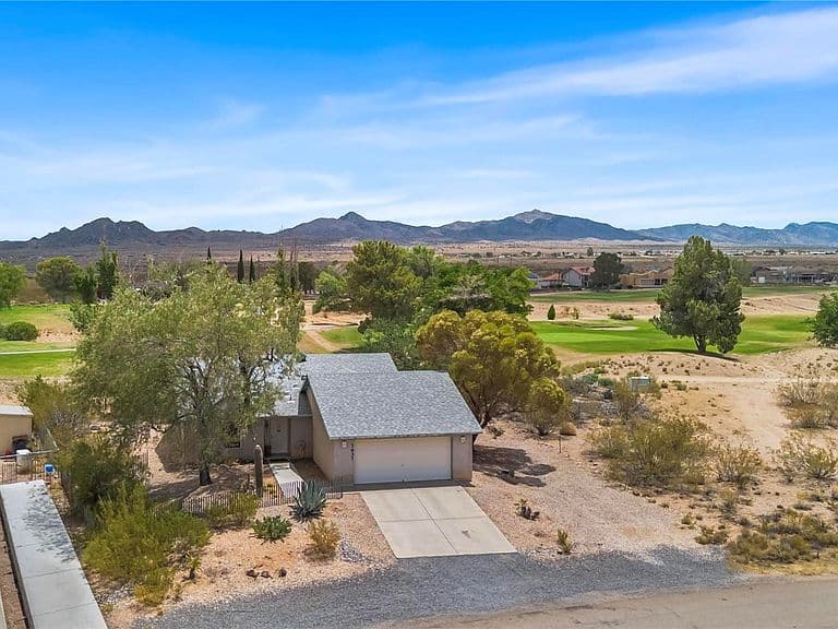 7637 E Oxbow Drive photo 1