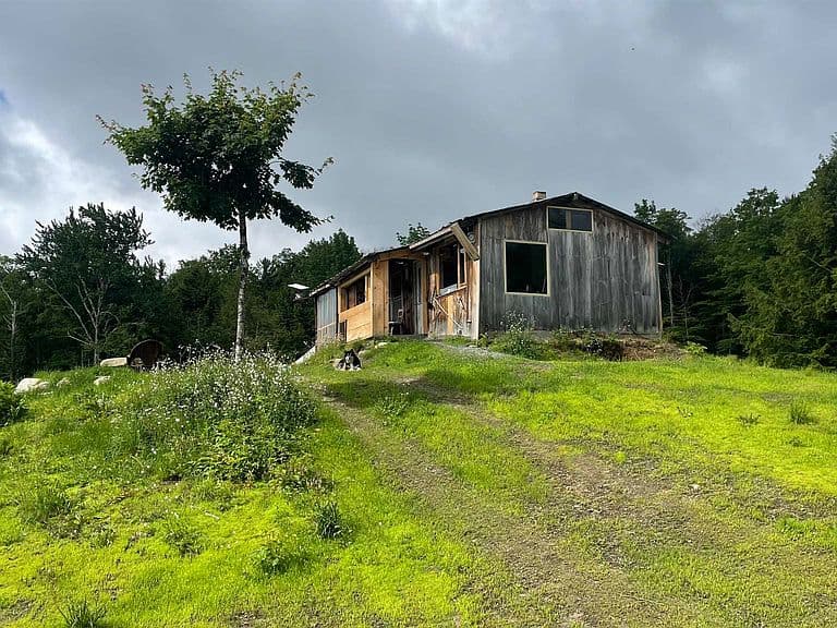 922 Crawford Trail Road photo 2