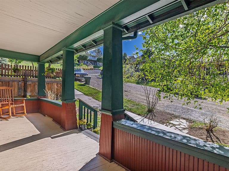 19 Shiland St photo 5