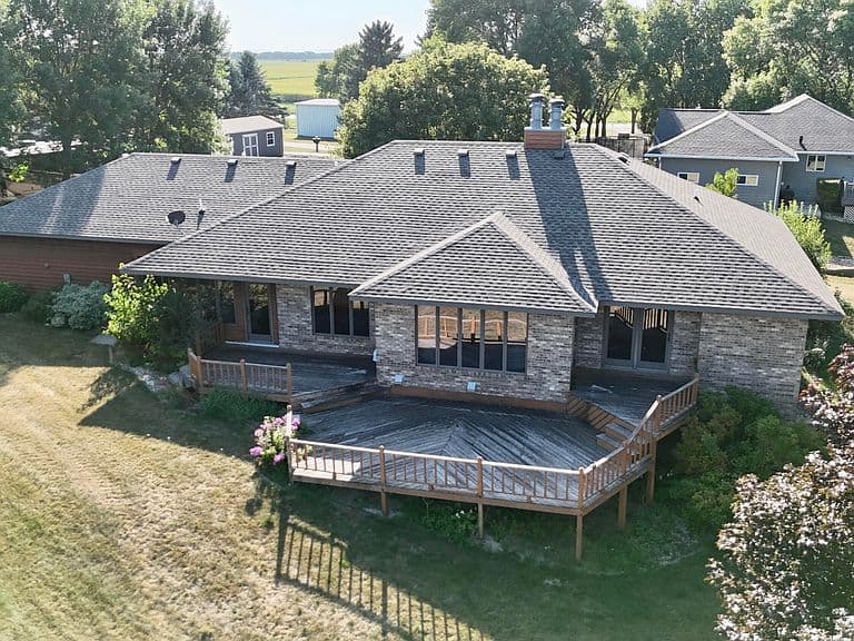 116 Country Club Dr photo 1