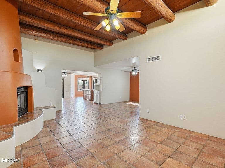 2834 W Placita Paciente photo 5