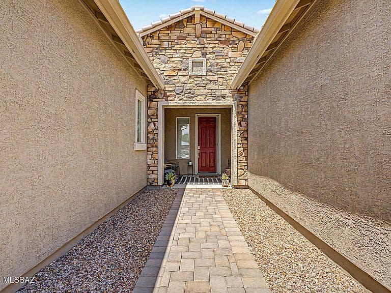 10831 N Stonebridge Dr photo 4