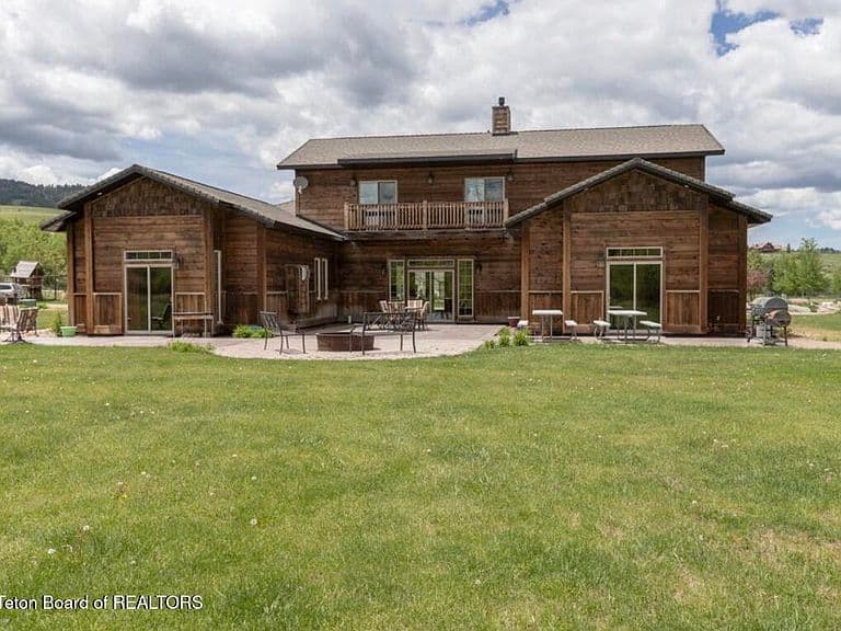 140 Big Ridge Meadows Dr photo 3