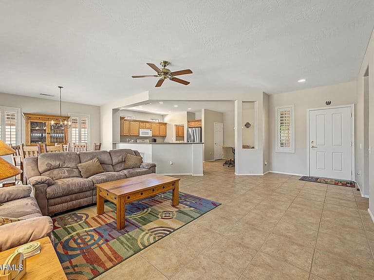 21216 N Red Hills Drive photo 4