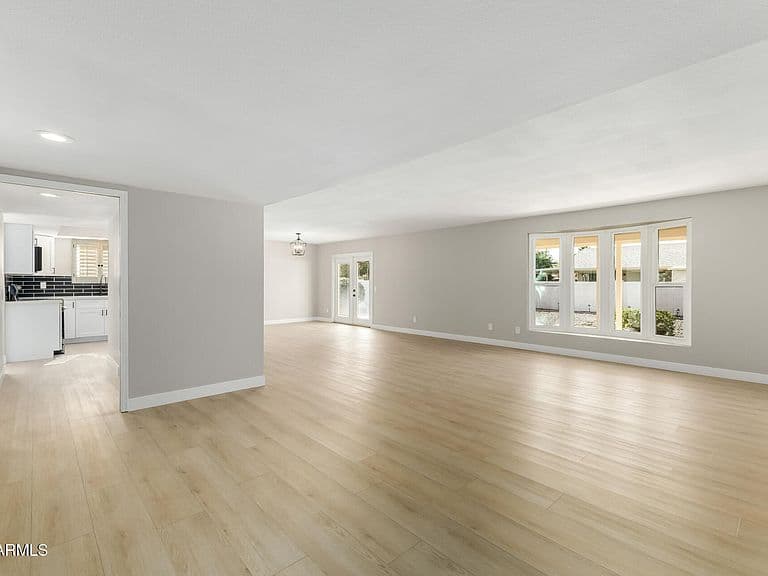 26622 S NEW TOWN Drive photo 5