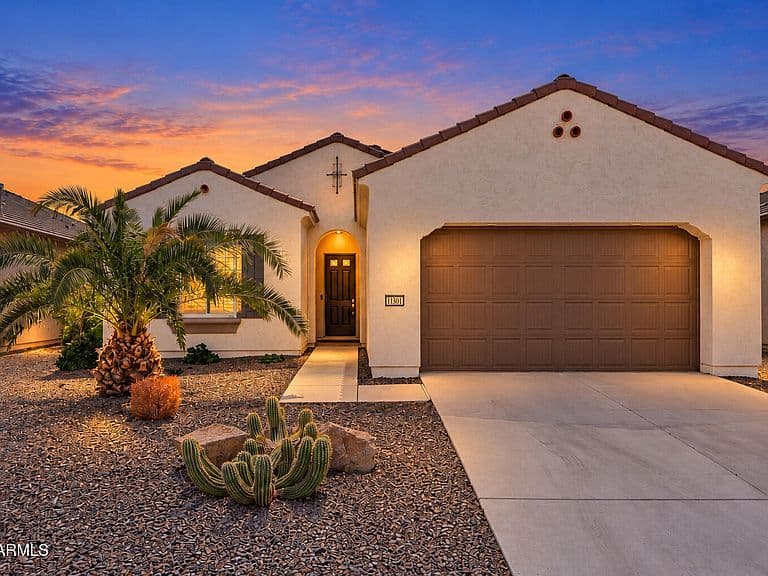16837 W ALMERIA Road photo 1