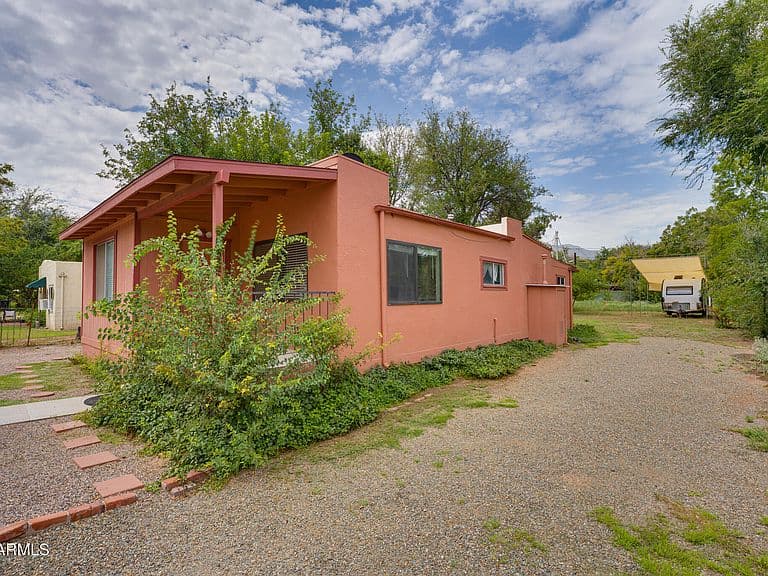 710 N 8th Street photo 2