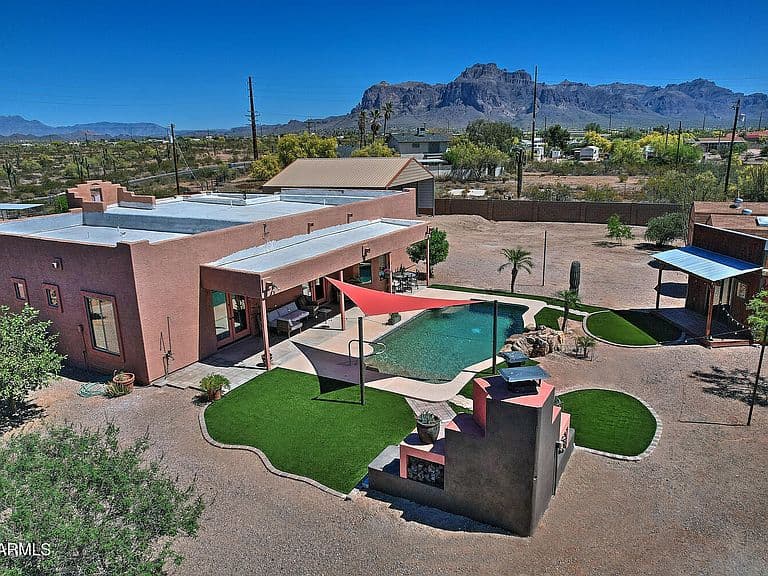 1111 E SUPERSTITION Boulevard photo 2
