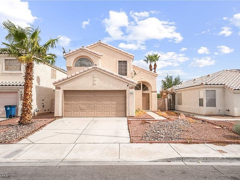 1624 Leaning Pine Way photo 1