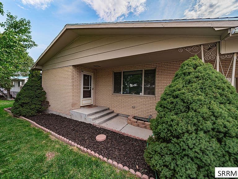 3225 S Romrell Ln photo 4