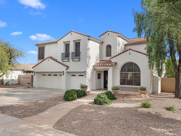 3127 E SAN PEDRO Court photo 2