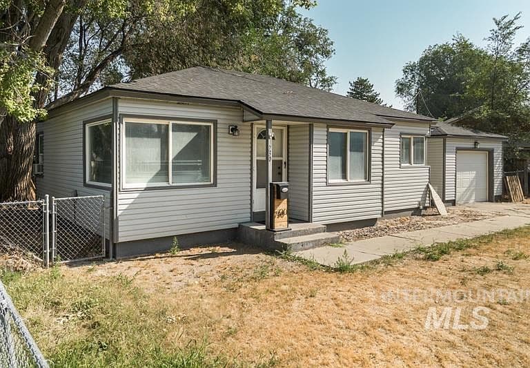 730 E Cedar St photo 4