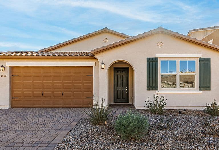 40347 W Wade Dr photo 1