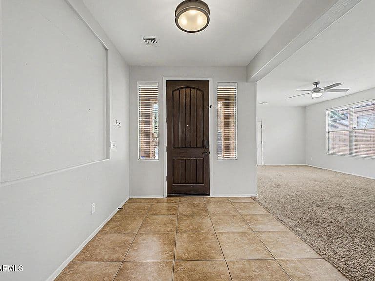 2286 E OMEGA Drive photo 3