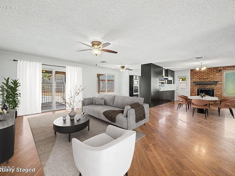 2846 W VILLA RITA Drive photo 2