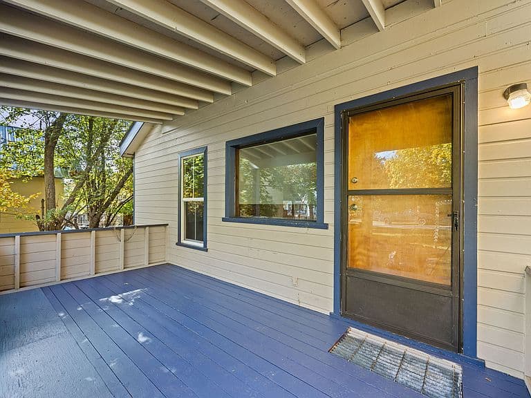 130 Dakota Ave photo 3
