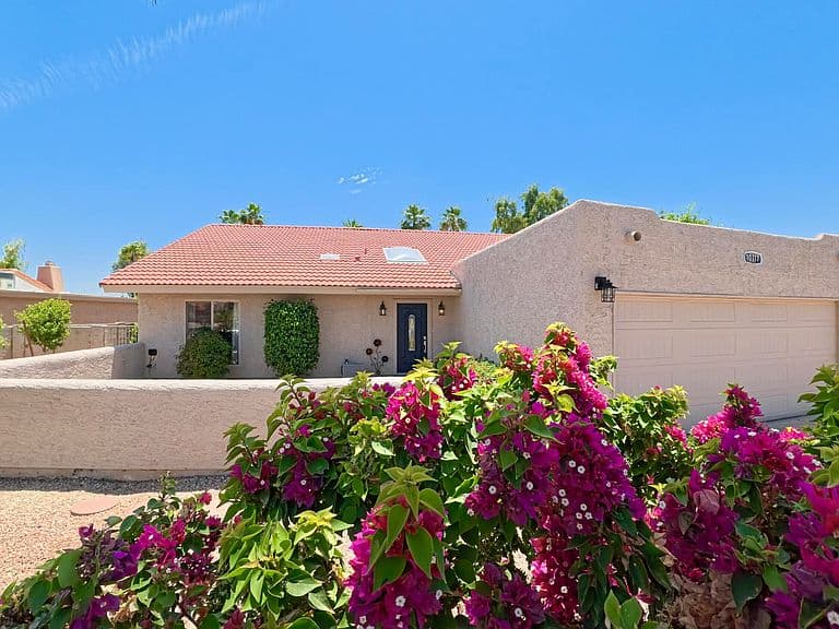 10117 E CHESTNUT Drive photo 2
