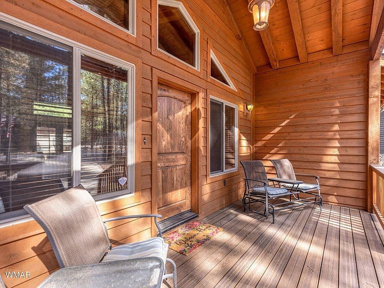 4526 Deep Forest Dr photo 3