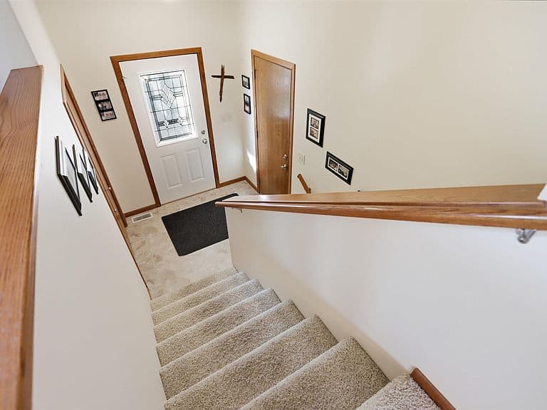 506 Laura St photo 5
