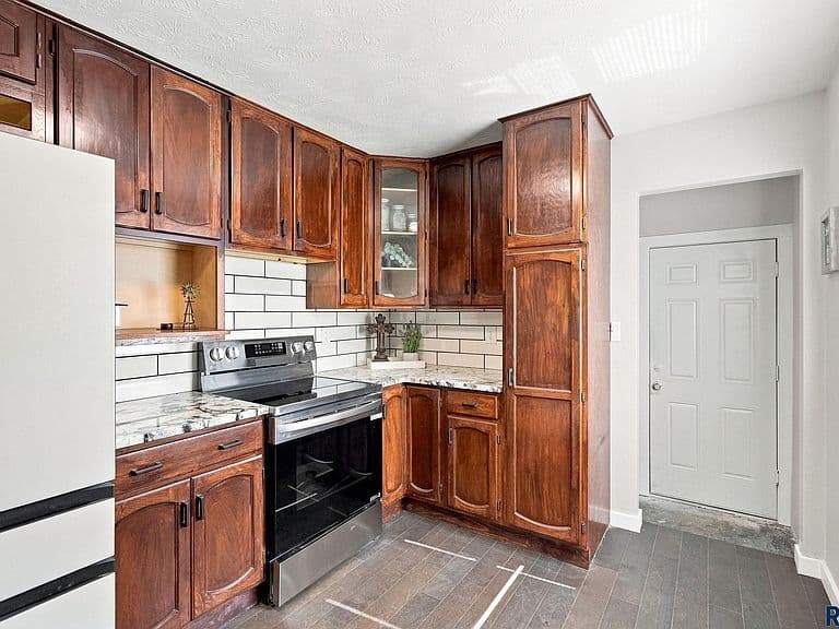 1508 S Olive Dr photo 4