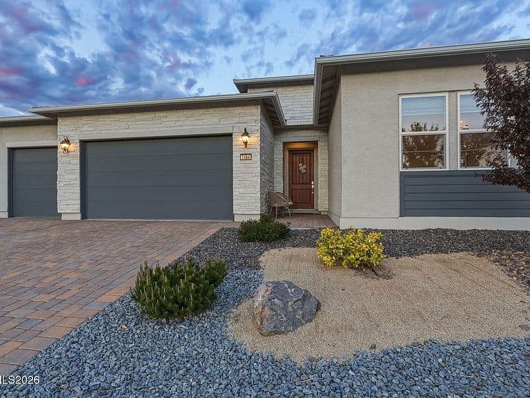 7564 Misty Springs Dr photo 2