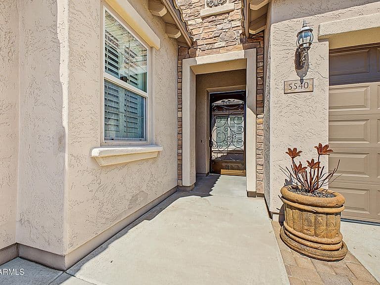 5540 W ALYSSA Lane photo 2