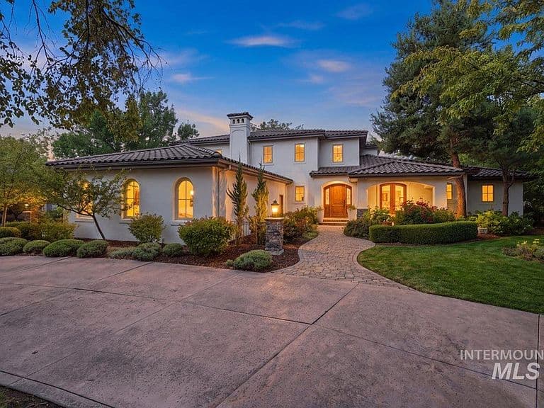 179 N Al Fresco Pl photo 1