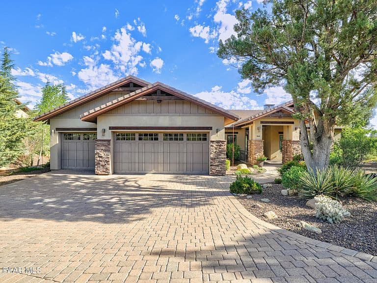 1868 Enchanted Canyon Way photo 1