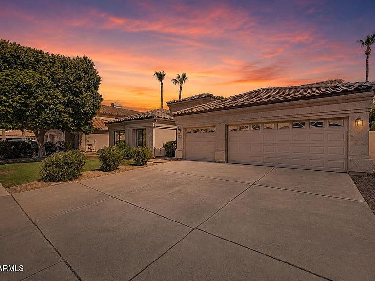 1837 E MONARCH BAY Drive photo 2