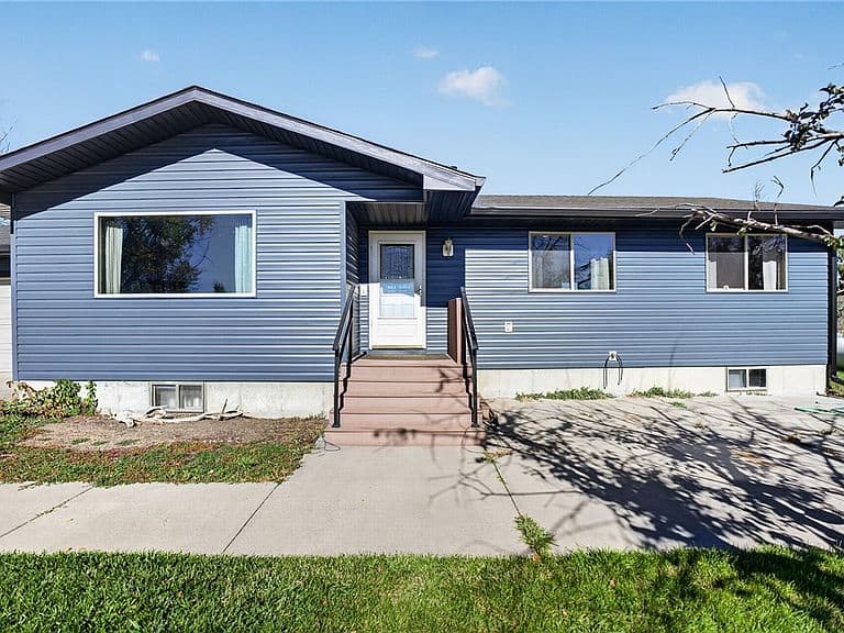 6923 Pony Cir photo 1