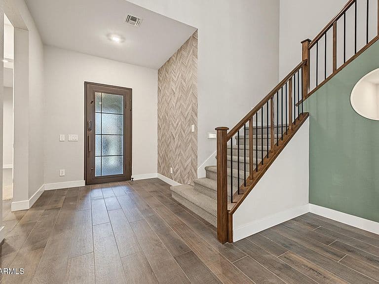 1333 E NARROWLEAF Drive photo 5