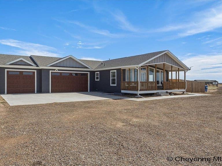 322 Conroy Ct photo 1