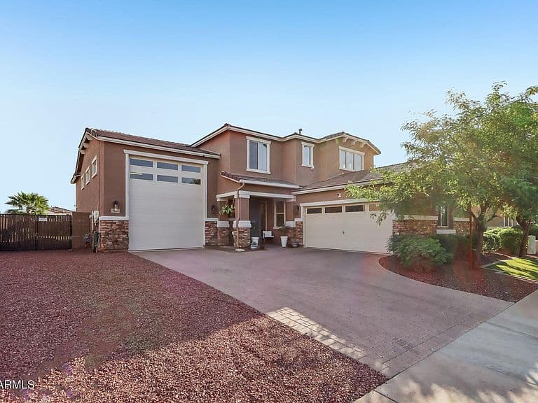 17365 W HEDGEHOG Place photo 2
