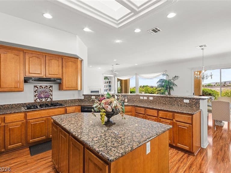 2678 Riceville Dr photo 3
