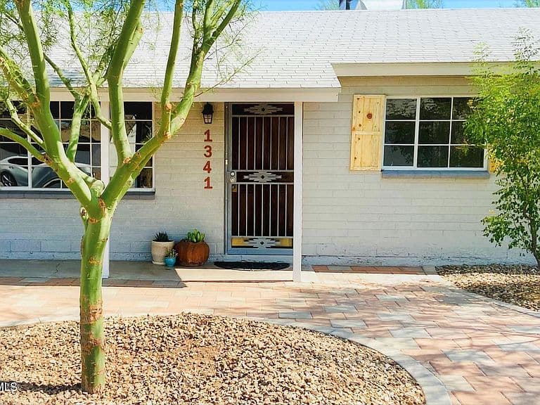 1341 E DON CARLOS Avenue photo 1