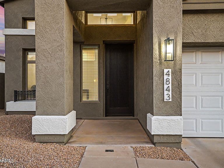 4843 E MORNING VISTA Lane photo 4