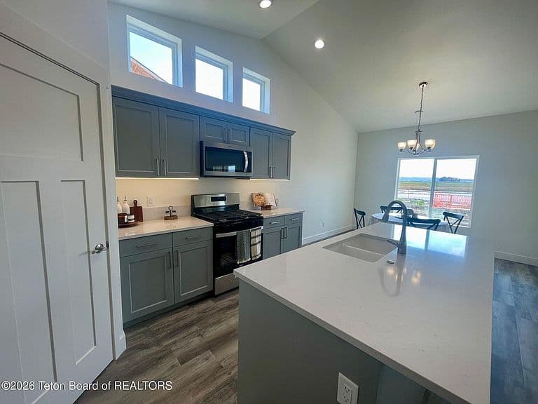 1622 Wrangler Way photo 3