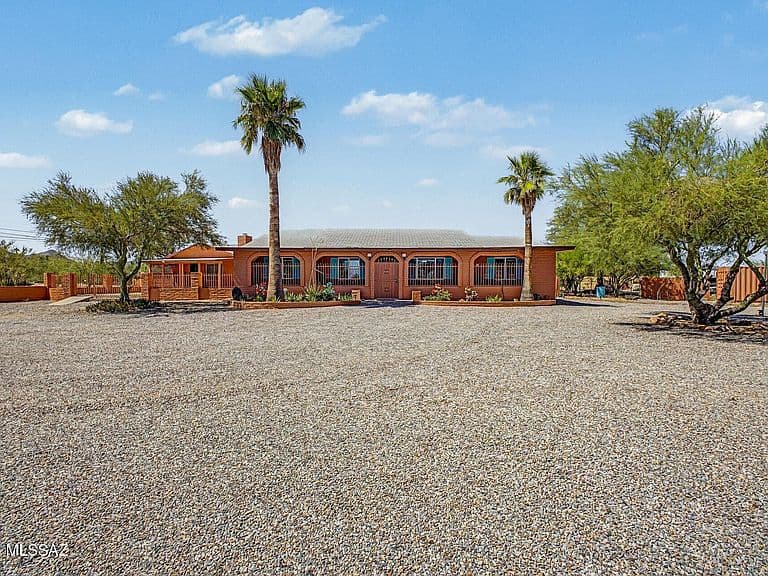 3350 W Ruthann Rd photo 3