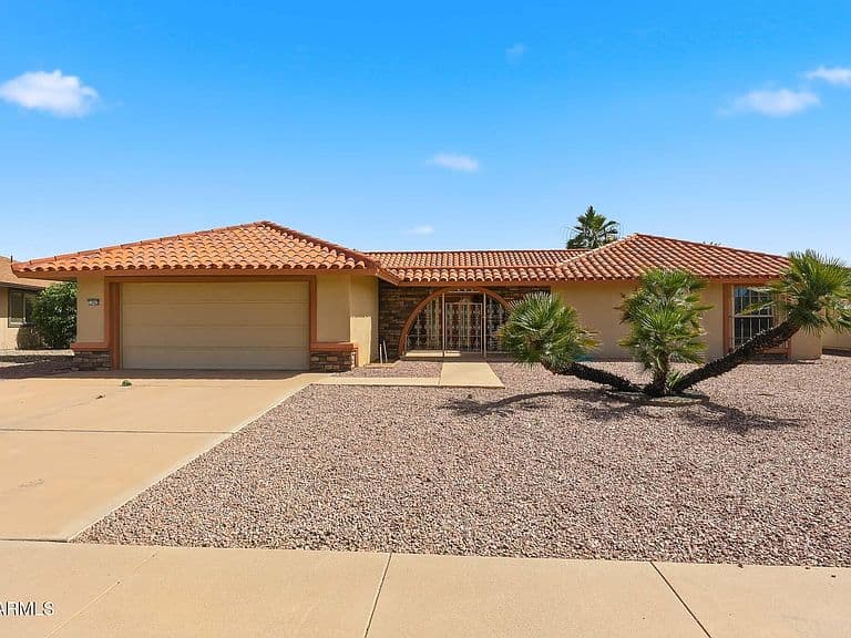 13042 W Westgate Drive photo 1