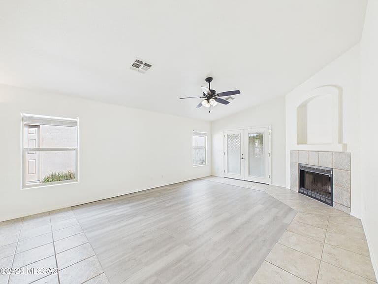 10096 E Desert Valley Pl photo 5