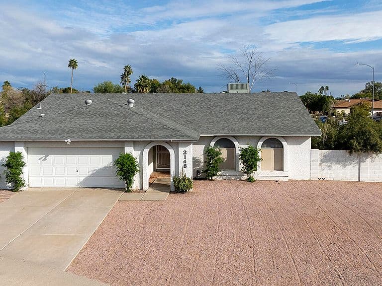 2148 E Emelita Ave photo 1