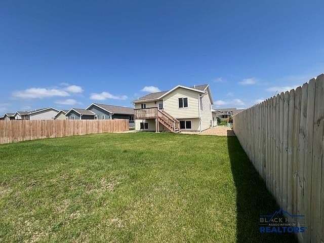 427 Diamond Ridge Blvd photo 4