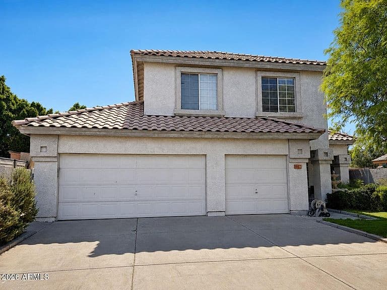 231 N LEOMA Court photo 1