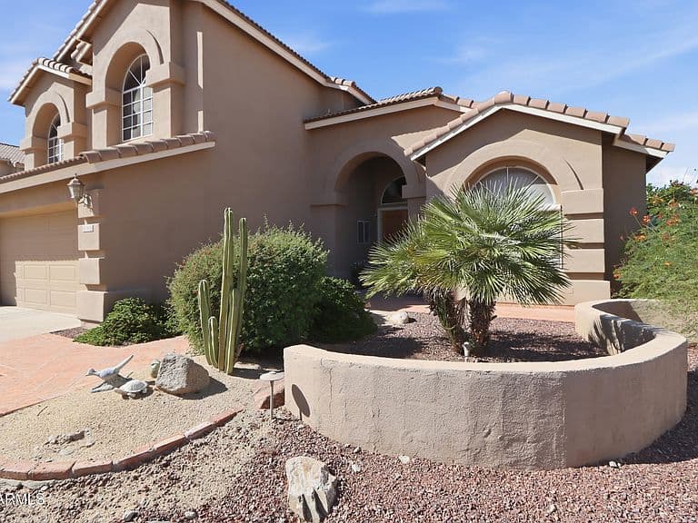 3158 E DESERT FLOWER Lane photo 3