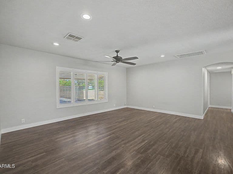 8018 W ACOMA Drive photo 4