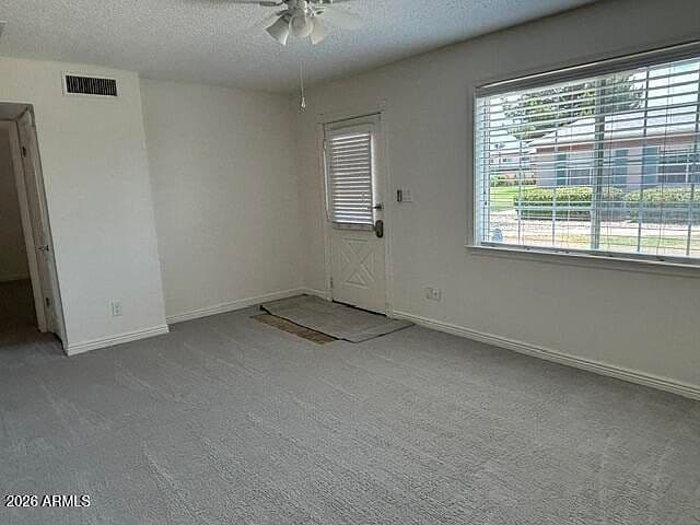 909 N Revere Dr photo 2