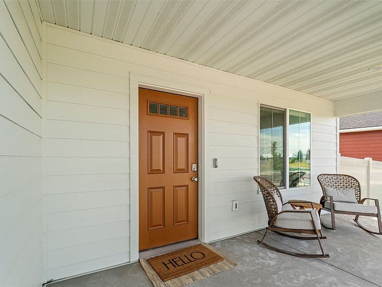 279 Meadow View Loop photo 4