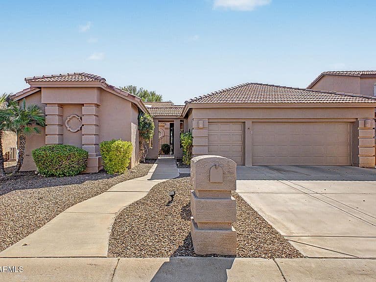 9942 E DIAMOND Drive photo 4