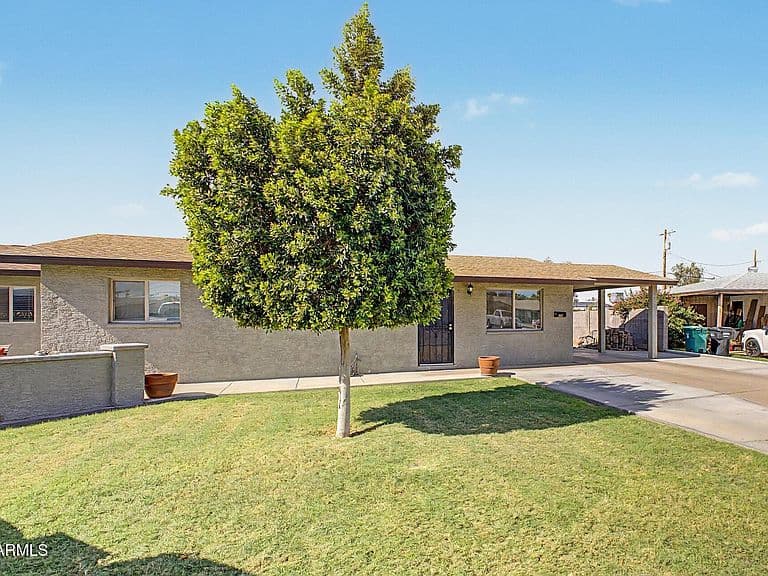 1048 W HEATHER Drive photo 2